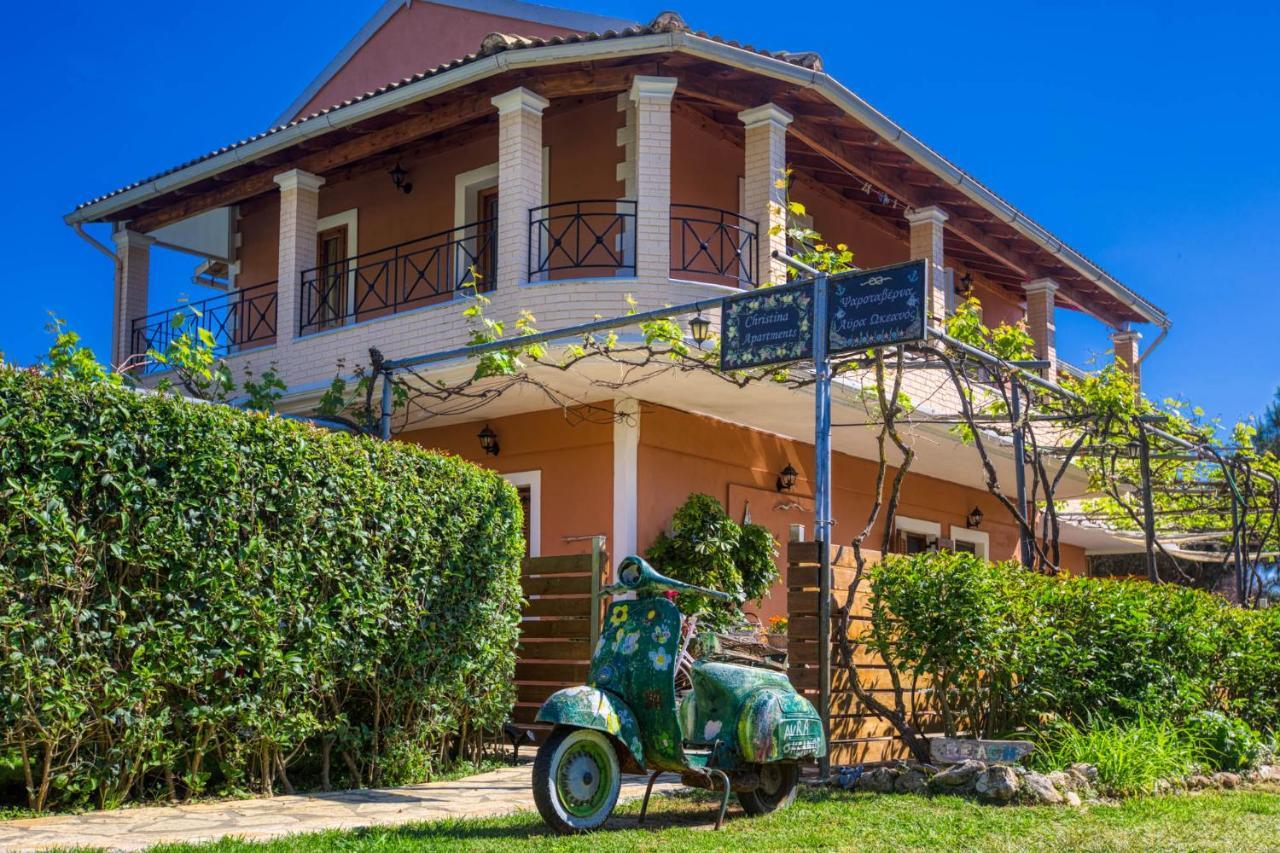 Ágios Matthaíos Christinas Apartments מראה חיצוני תמונה
